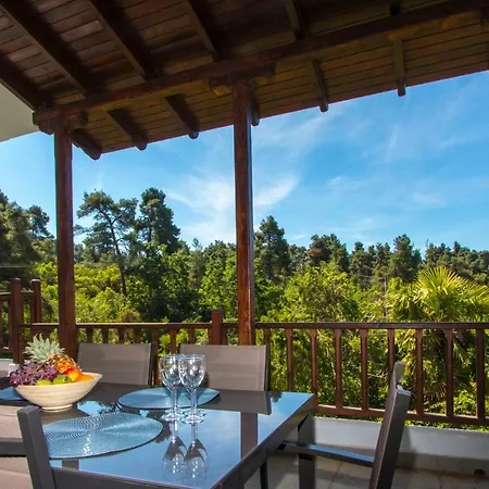 Vila Lorenia Garden Villa, Elani *