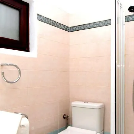 Lorenia Garden Villa, Elani Villa *