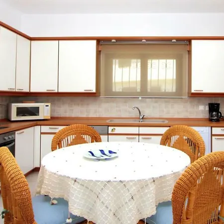 Lorenia Garden Villa, Elani *