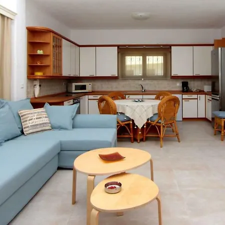 Lorenia Garden Villa, Elani Villa KASSANDRA