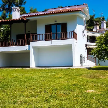 Lorenia Garden Villa, Elani Villa *